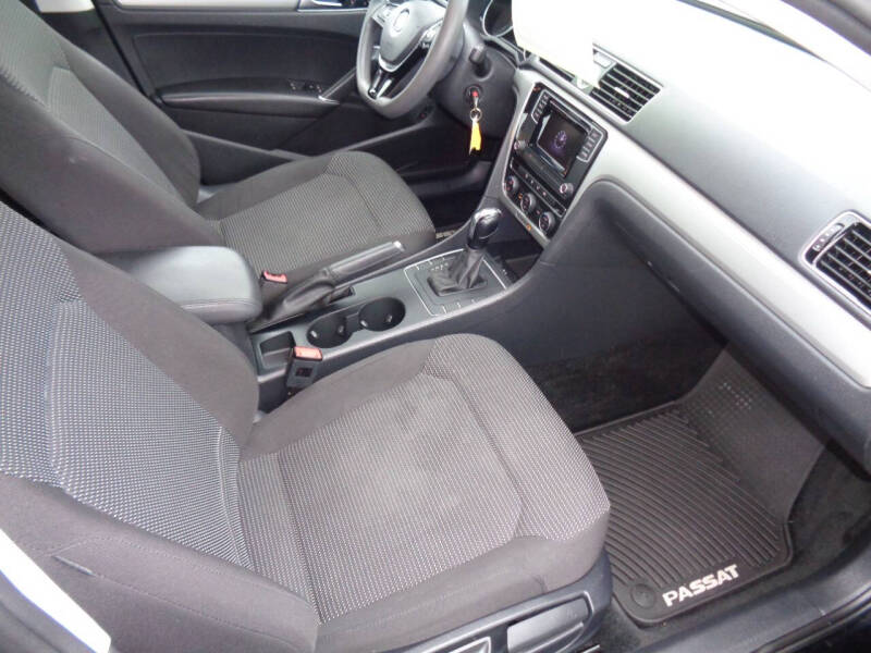 2016 Volkswagen Passat