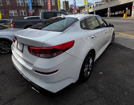 2020 Kia Optima LX