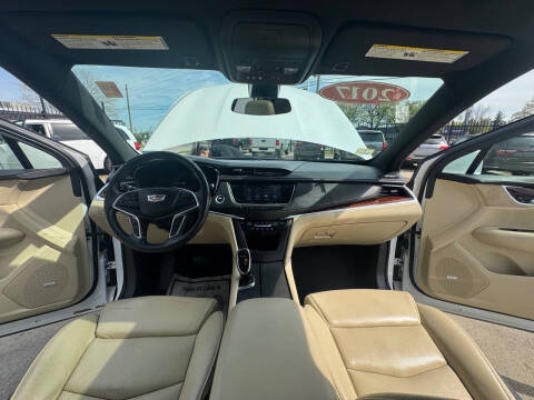 2017 Cadillac XT5 Luxury