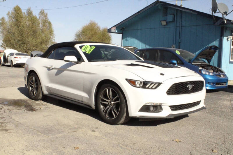 2017 Ford Mustang EcoBoost Premium