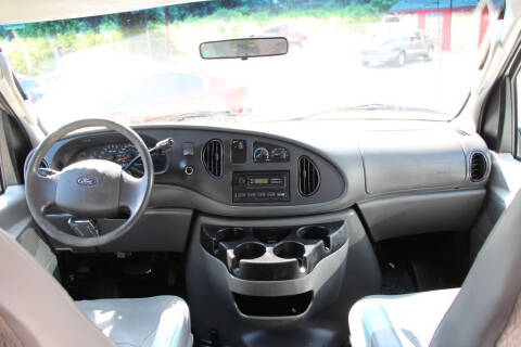 2006 Ford E-Series E-250