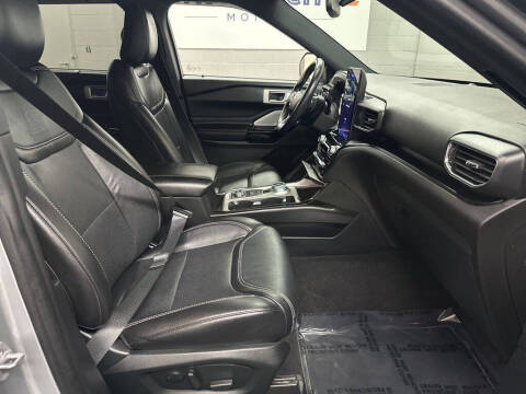 2022 Ford Explorer ST