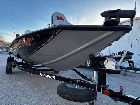 2014 Tracker PRO TEAM 175