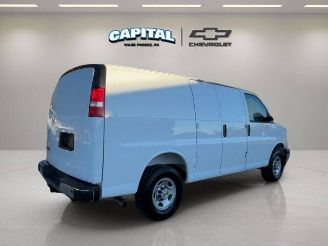 2025 Chevrolet Express 2500