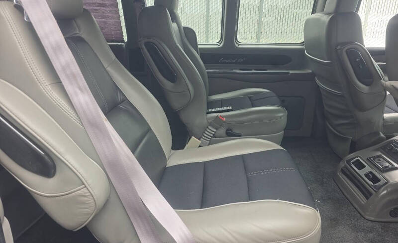 2016 Chevrolet Express 2500