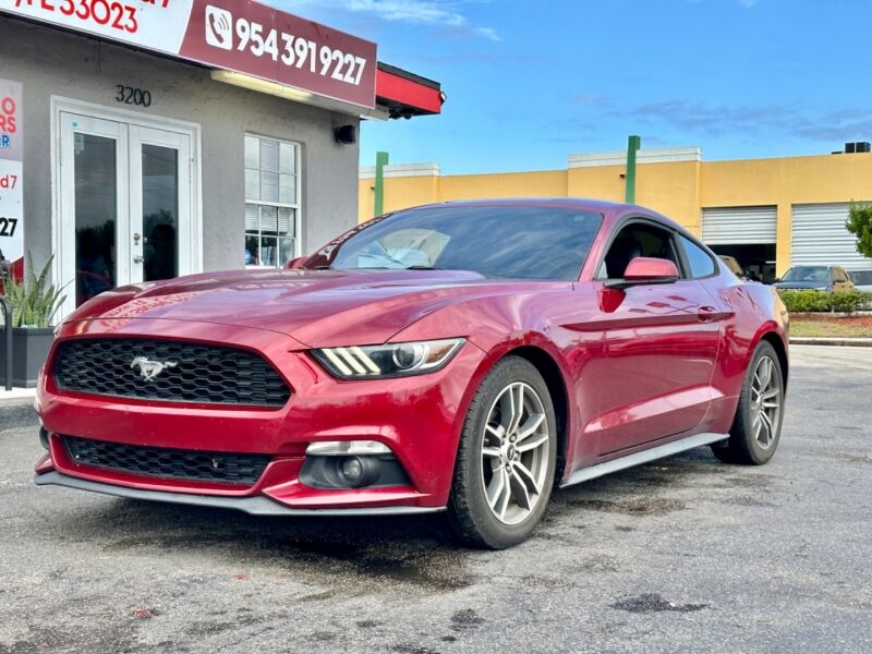 2016 Ford Mustang  - $17,995