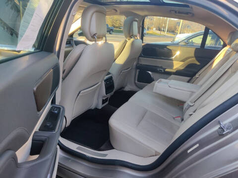 2018 Lincoln Continental Select