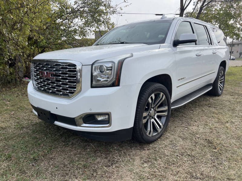 2018 GMC Yukon XL Denali's photo