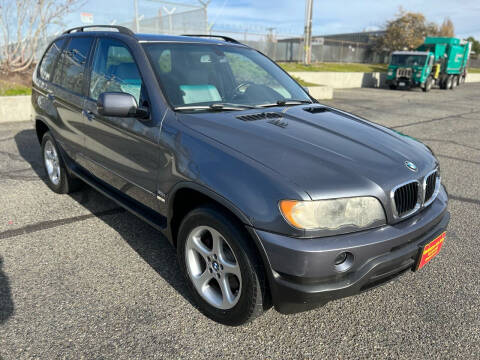 2002 BMW X5 3.0i