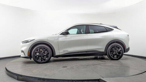 2024 Ford Mustang Mach-E Select