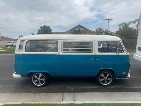 1972 Volkswagen Bus