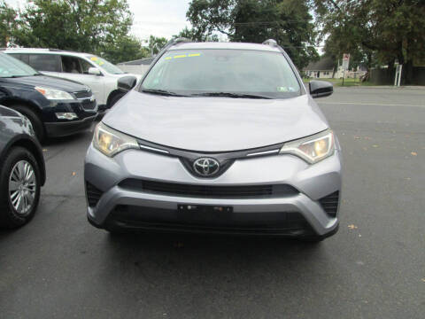 2017 Toyota RAV4 LE