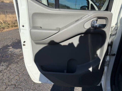 2015 Nissan Frontier SV