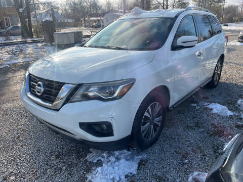 2017 Nissan Pathfinder SV