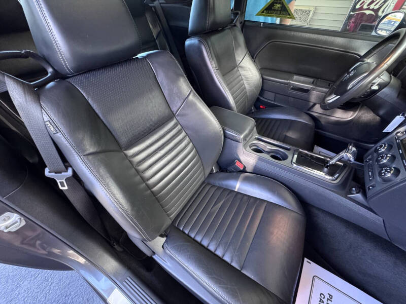 2013 Dodge Challenger R/T Plus