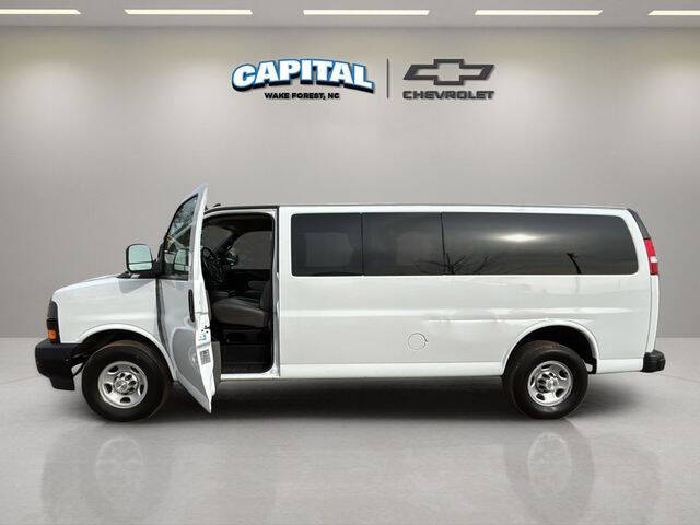 2023 Chevrolet Express LS 3500