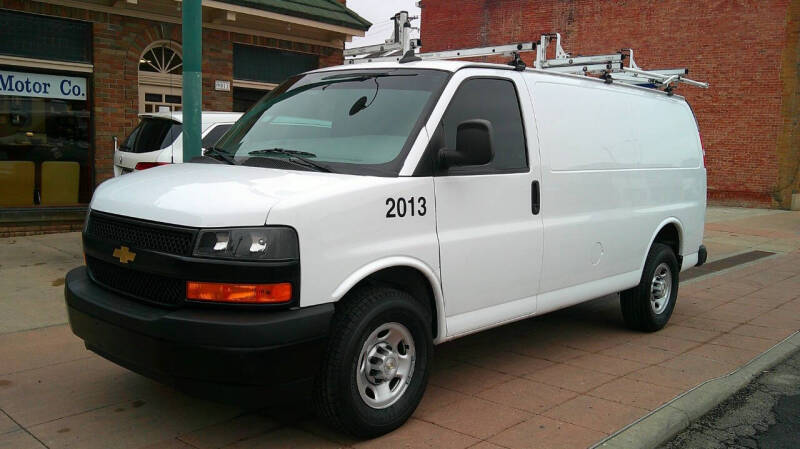2023 Chevrolet Express Cargo Work Van's photo