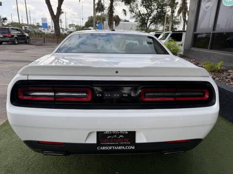 2020 Dodge Challenger SXT