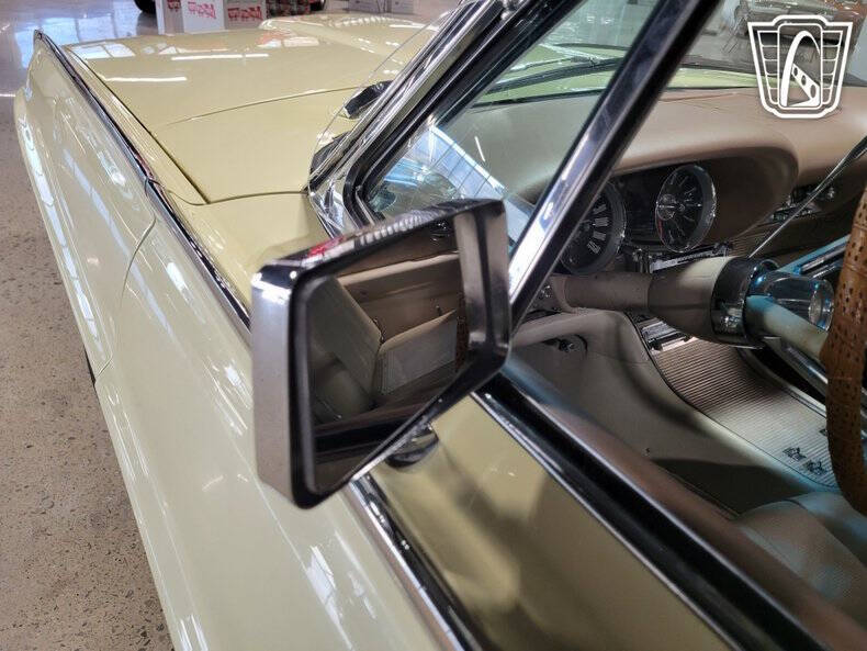 1963 Ford Thunderbird