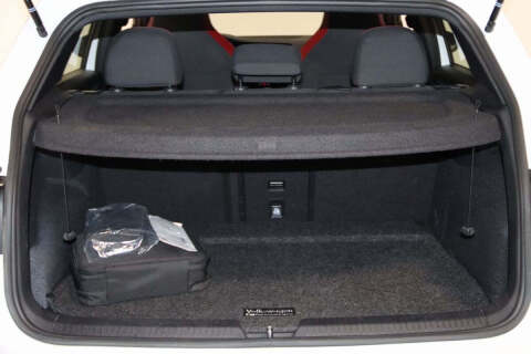 2022 Volkswagen Golf GTI SE