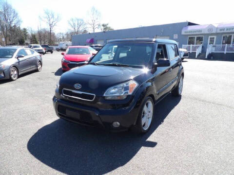 2011 Kia Soul +