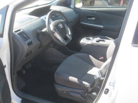 2012 Toyota Prius v Five