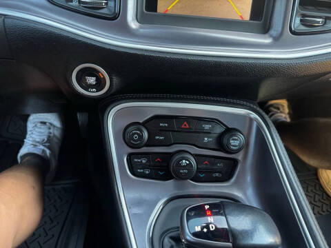 2019 Dodge Challenger SXT