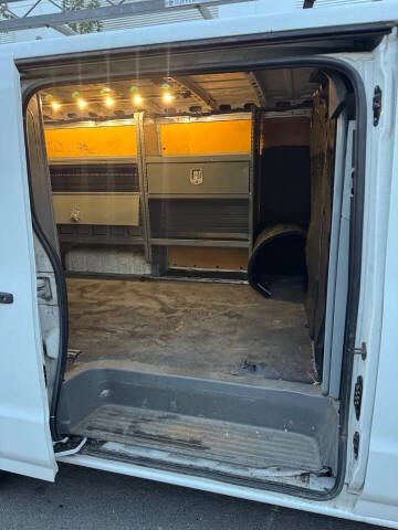 2016 Nissan NV 2500 HD SV