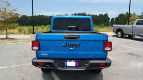 2025 Jeep Gladiator Sport