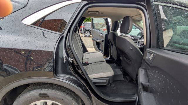 2020 Ford Escape SE