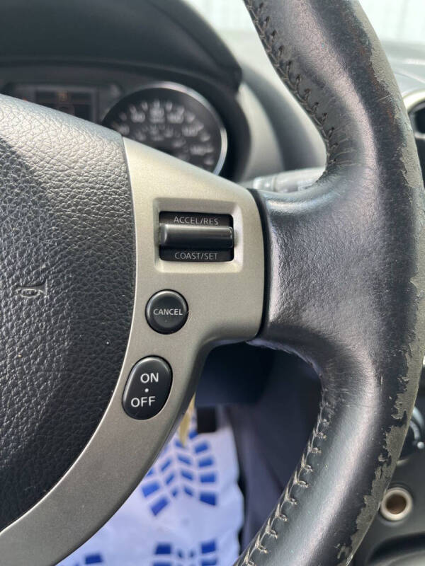 2011 Nissan Rogue SV