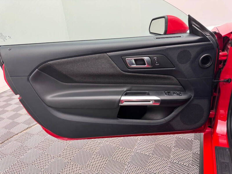 2024 Ford Mustang EcoBoost