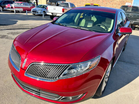 2013 Lincoln MKS for sale at Tiger Auto Sales in Guymon OK