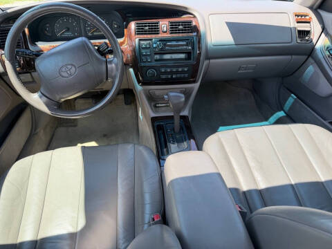 1999 Toyota Avalon XLS