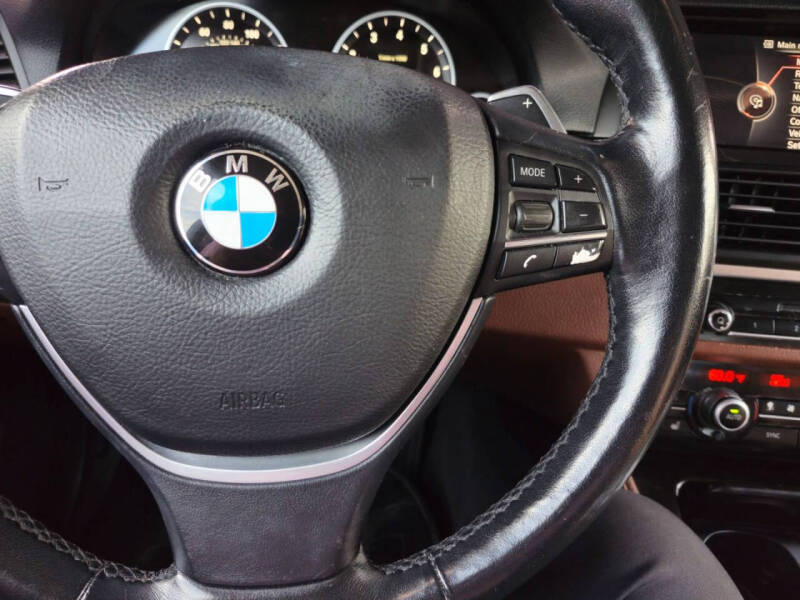 2016 BMW 5 Series 528i