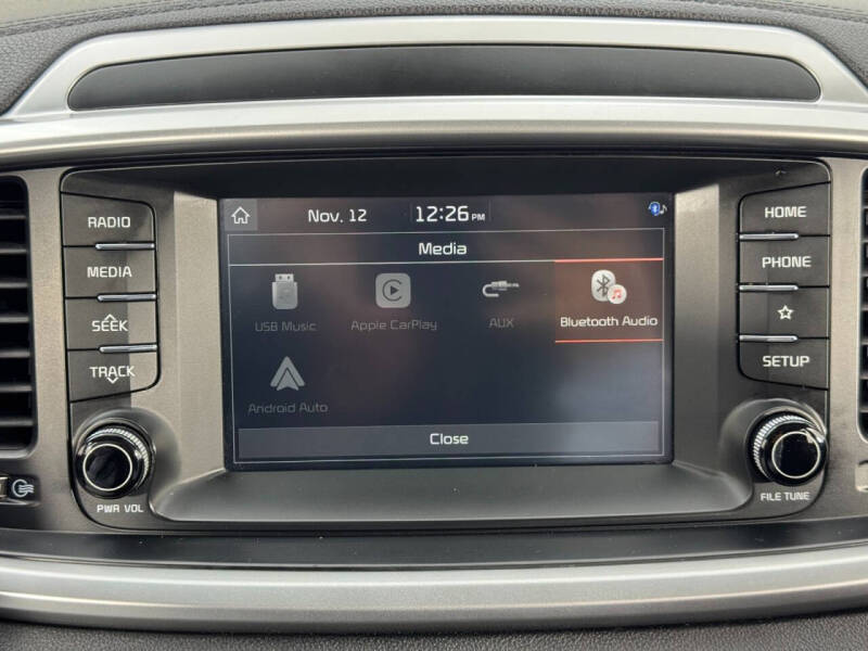 2020 Kia Sorento S V6