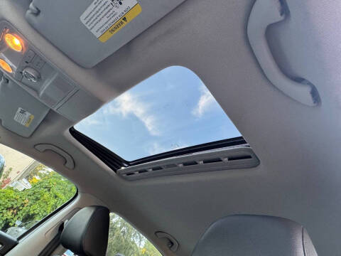 2012 Volkswagen Passat SE PZEV