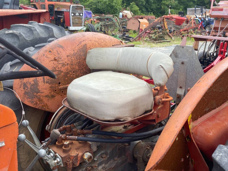 1967 Massey Ferguson 175