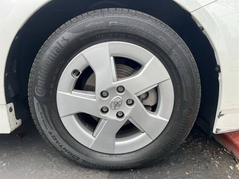 2011 Toyota Prius Three