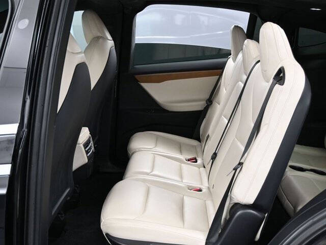 2021 Tesla Model X Performance