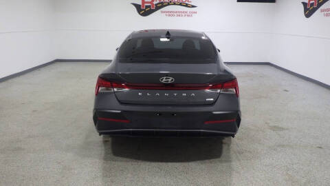 2024 Hyundai Elantra Hybrid Limited