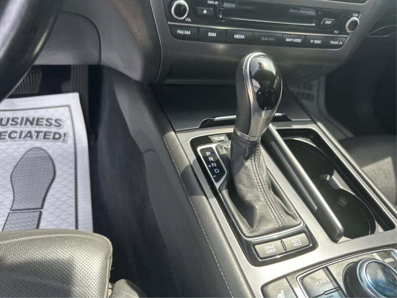 2017 Genesis G80