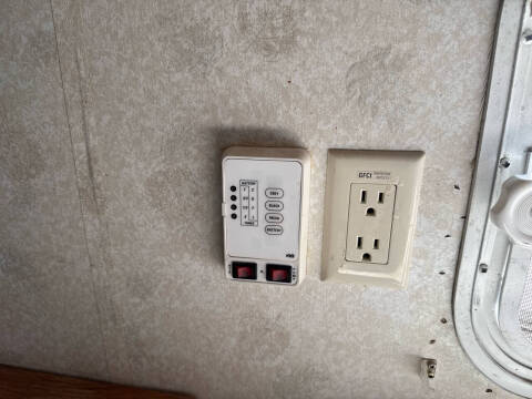 2003 Forest River Cherokee