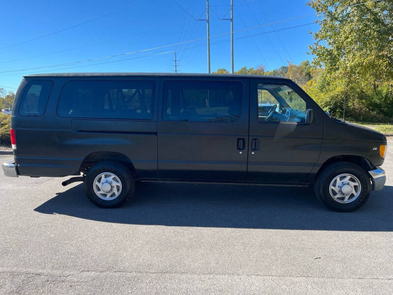 2000 Ford E-350 XLT SD