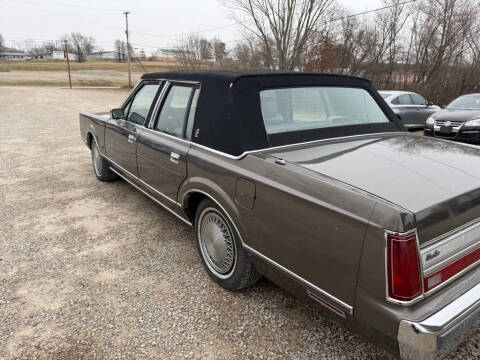 1988 Lincoln Town Car for sale at WINEGARDNER AUTOMOTIVE LLC in New Lexington OH