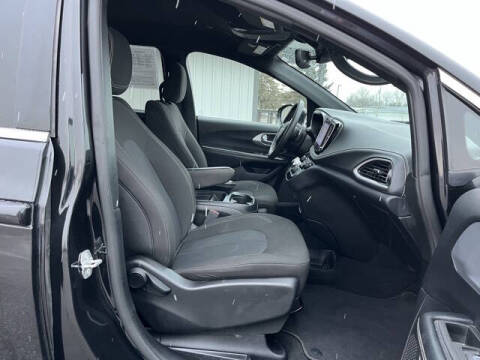 2022 Chrysler Pacifica Touring