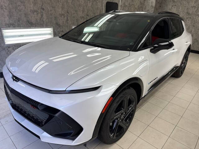 2025 Chevrolet Equinox EV RS's photo