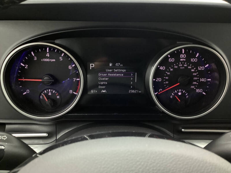 2023 Kia Carnival LX