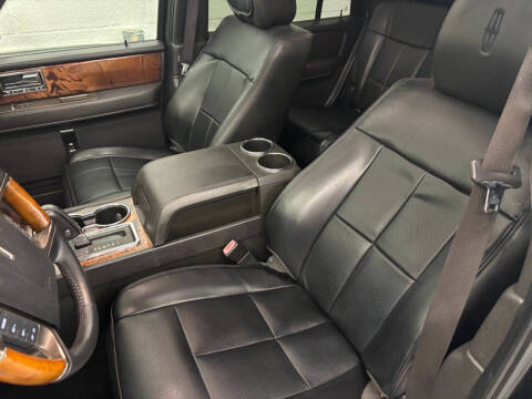 2011 Lincoln Navigator