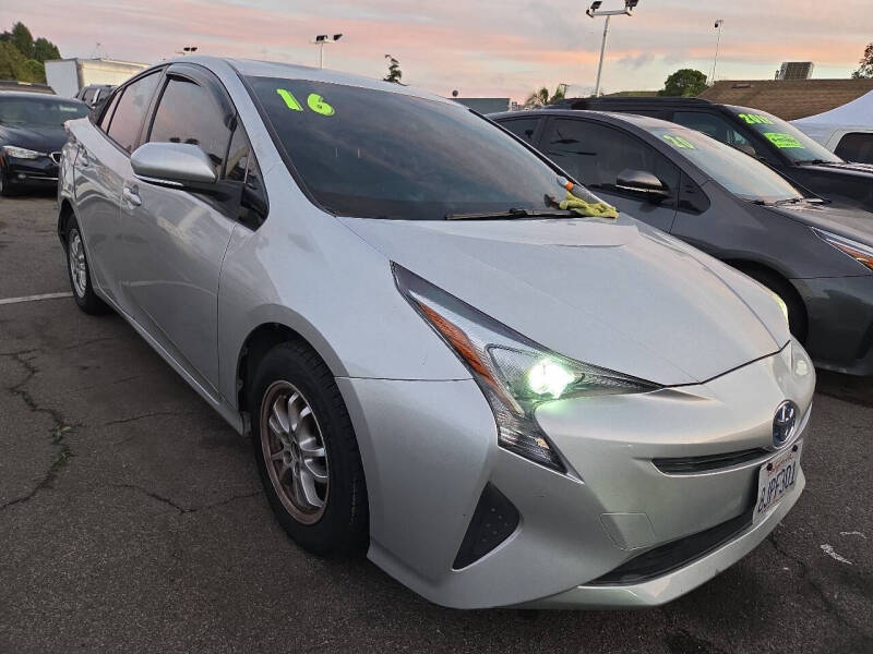 2016 Toyota Prius Two